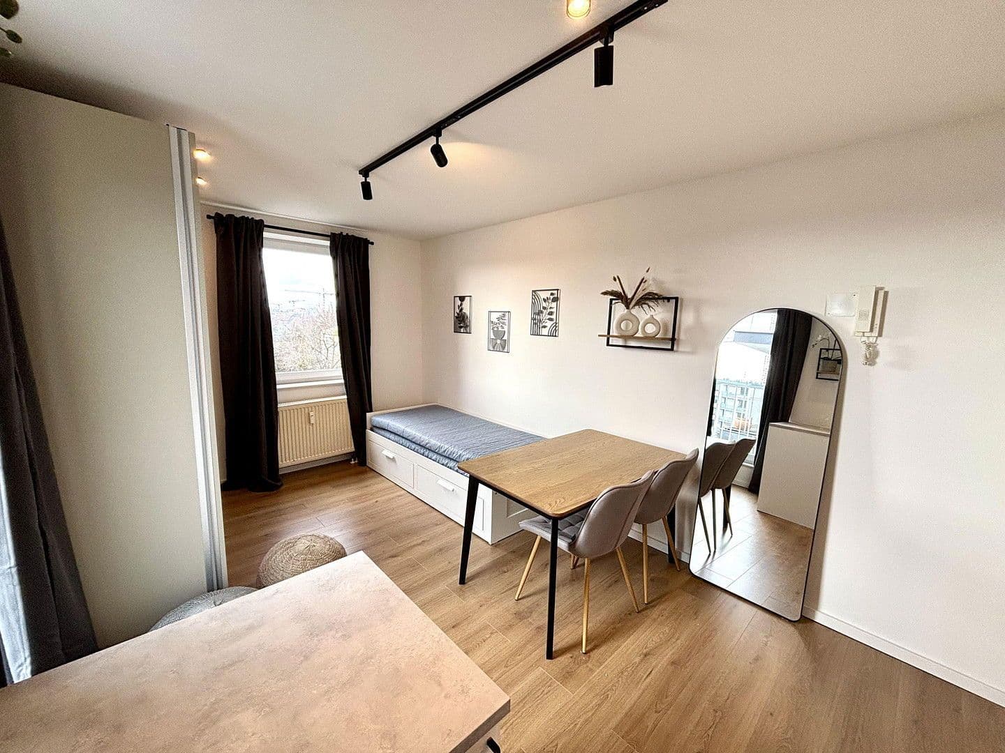 Prenájom bytu 1-izbový 23 m², Hörwarthstraße 4, München, Bavorsko Prenájom bytu 1-izbový 23 m², Hörwarthstraße 4, München, Bavorsko