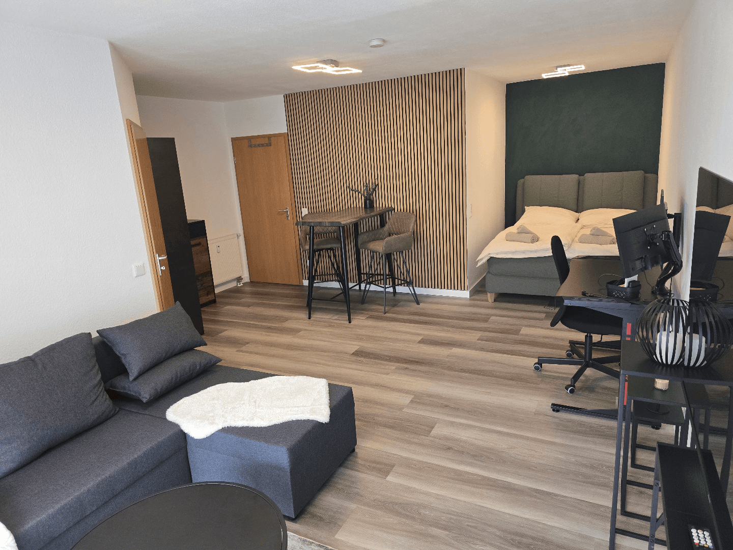 Prenájom bytu 1-izbový 41 m², Am Brückerbach 4, Düsseldorf, Severné Porýnie - Westfálsko Prenájom bytu 1-izbový 41 m², Am Brückerbach 4, Düsseldorf, Severné Porýnie - Westfálsko