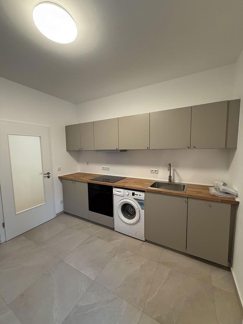 Prenájom bytu 12 m², Pirckheimer Straße 67, Nürnberg, Bavorsko Prenájom bytu 12 m², Pirckheimer Straße 67, Nürnberg, Bavorsko