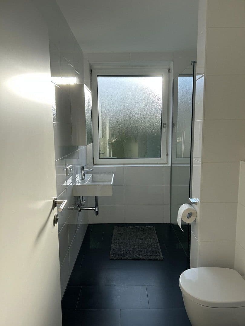 Prenájom bytu 3-izbový 66 m², Innsbruck, Tirolsko Prenájom bytu 3-izbový 66 m², Innsbruck, Tirolsko