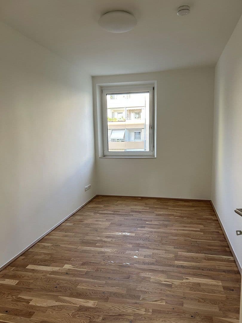 Prenájom bytu 3-izbový 66 m², Innsbruck, Tirolsko Prenájom bytu 3-izbový 66 m², Innsbruck, Tirolsko