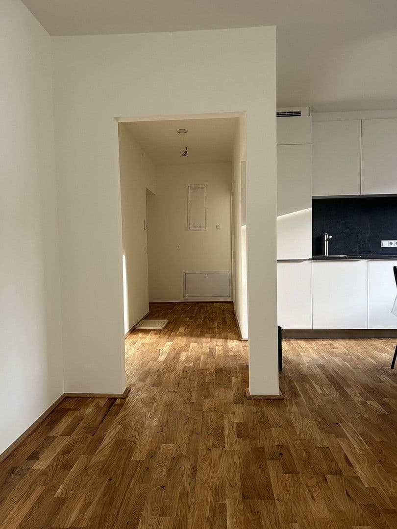 Prenájom bytu 3-izbový 66 m², Innsbruck, Tirolsko Prenájom bytu 3-izbový 66 m², Innsbruck, Tirolsko