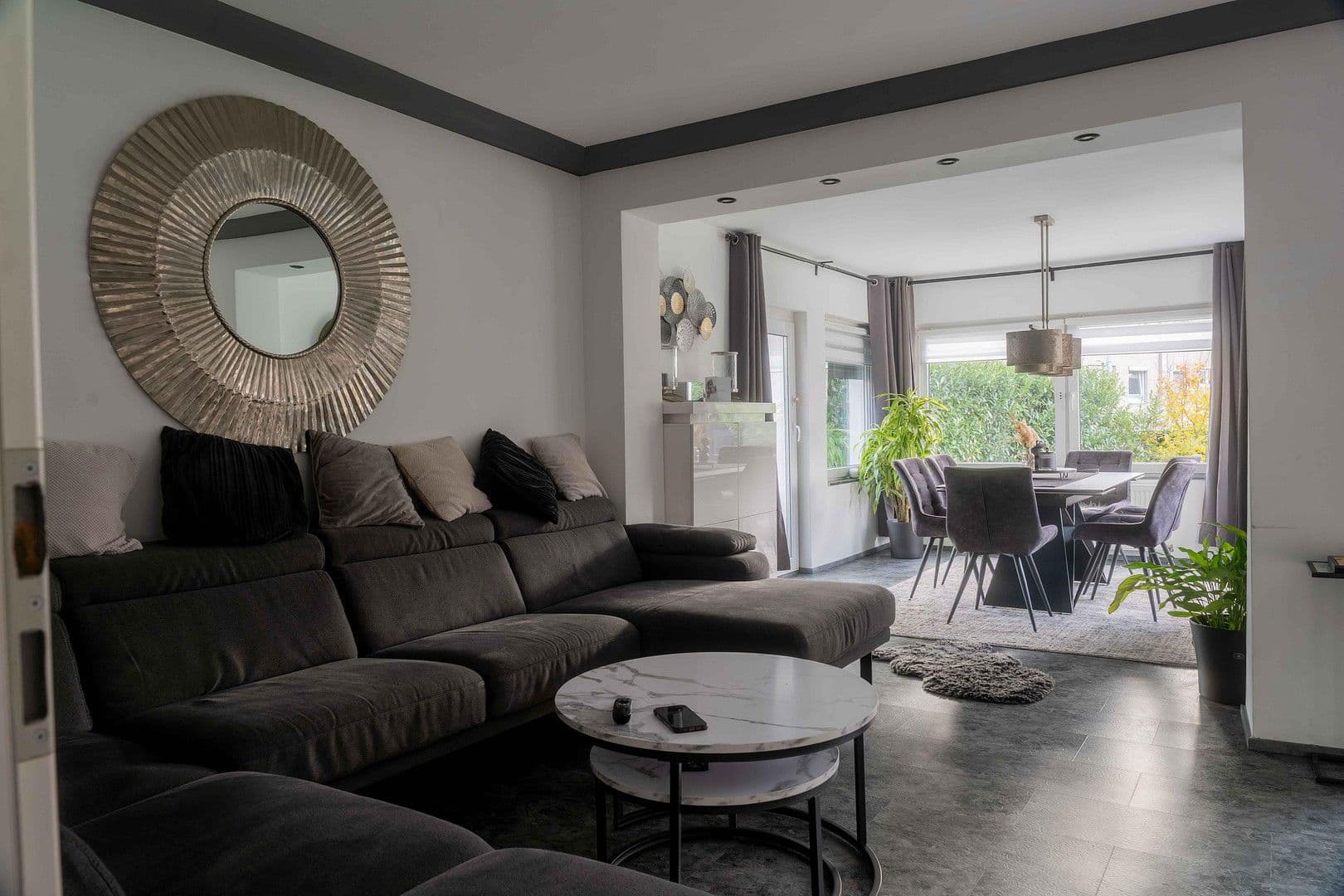 Predaj domu 130 m², pozemek 350 m², Seelze, Dolné Sasko Predaj domu 130 m², pozemek 350 m², Seelze, Dolné Sasko