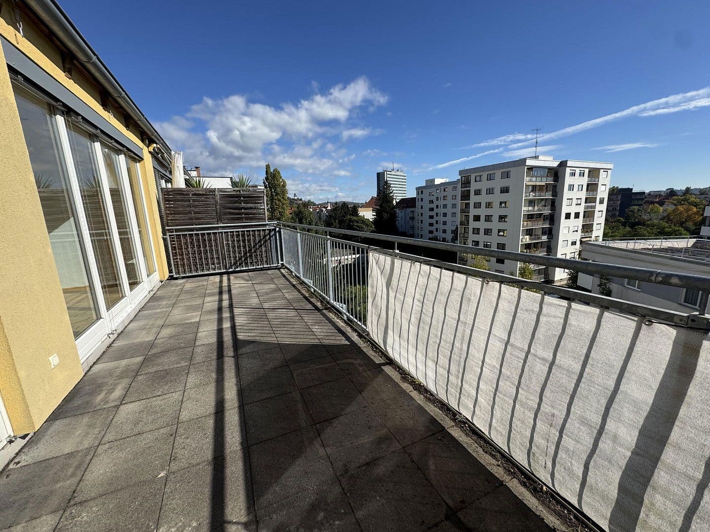 Prenájom bytu 3-izbový 78 m², Lazarettgasse 23, Graz, Štajersko Prenájom bytu 3-izbový 78 m², Lazarettgasse 23, Graz, Štajersko