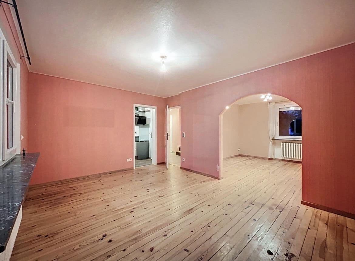 Predaj domu 138 m², pozemek 300 m², Sankt Ingbert, Sársko Predaj domu 138 m², pozemek 300 m², Sankt Ingbert, Sársko