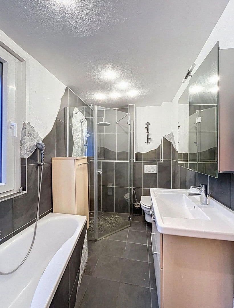 Predaj domu 138 m², pozemek 300 m², Sankt Ingbert, Sársko Predaj domu 138 m², pozemek 300 m², Sankt Ingbert, Sársko