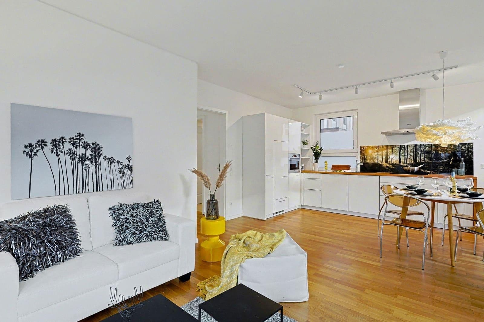 Prenájom bytu 3-izbový 85 m², Eimsbütteler Chaussee 45, Hamburg, Hamburg Prenájom bytu 3-izbový 85 m², Eimsbütteler Chaussee 45, Hamburg, Hamburg