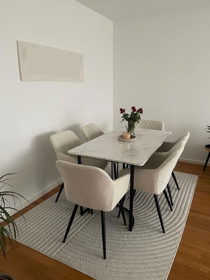 Prenájom bytu 3-izbový 80 m², Ludwigshafen am Rhein, Porýnie-Falcko Prenájom bytu 3-izbový 80 m², Ludwigshafen am Rhein, Porýnie-Falcko