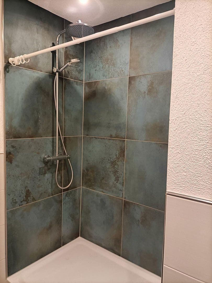 Prenájom bytu 3-izbový 80 m², Ludwigshafen am Rhein, Porýnie-Falcko Prenájom bytu 3-izbový 80 m², Ludwigshafen am Rhein, Porýnie-Falcko