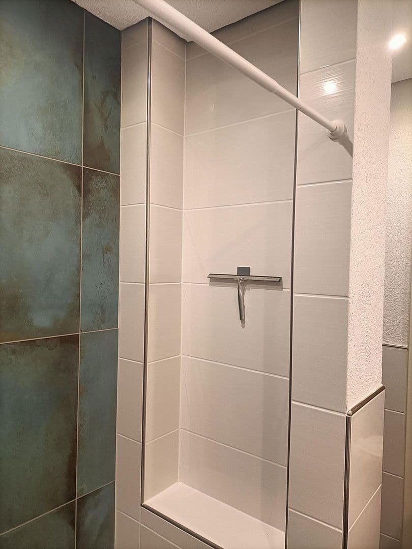 Prenájom bytu 3-izbový 80 m², Ludwigshafen am Rhein, Porýnie-Falcko Prenájom bytu 3-izbový 80 m², Ludwigshafen am Rhein, Porýnie-Falcko