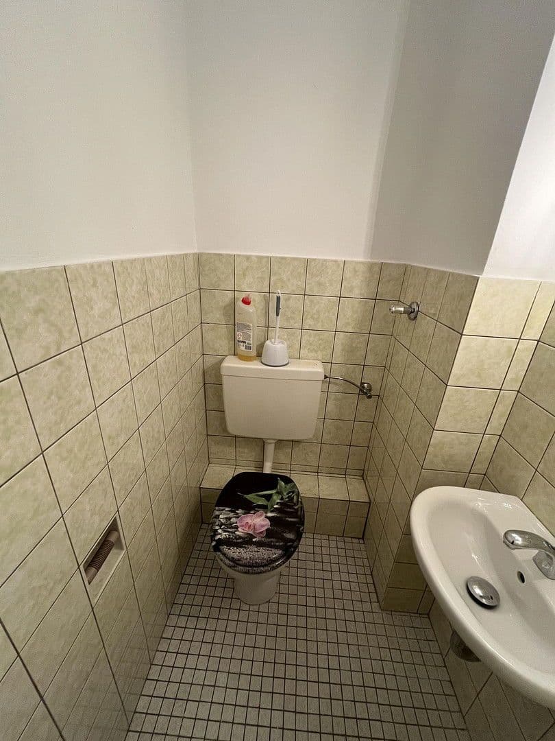 Prenájom bytu 3-izbový 80 m², Bochumer Str. 72 a, Hattingen, Severné Porýnie - Westfálsko Prenájom bytu 3-izbový 80 m², Bochumer Str. 72 a, Hattingen, Severné Porýnie - Westfálsko