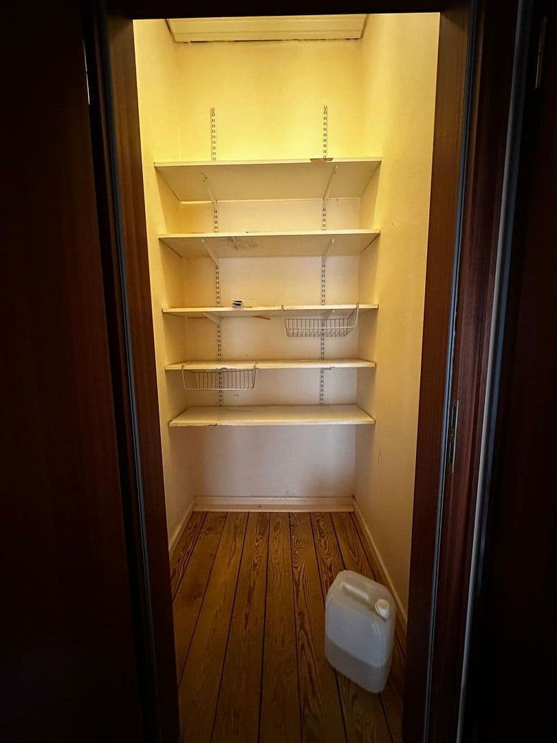 Prenájom bytu 4-izbový 105 m², Haselau, Šlezvicko-Holštajnsko Prenájom bytu 4-izbový 105 m², Haselau, Šlezvicko-Holštajnsko