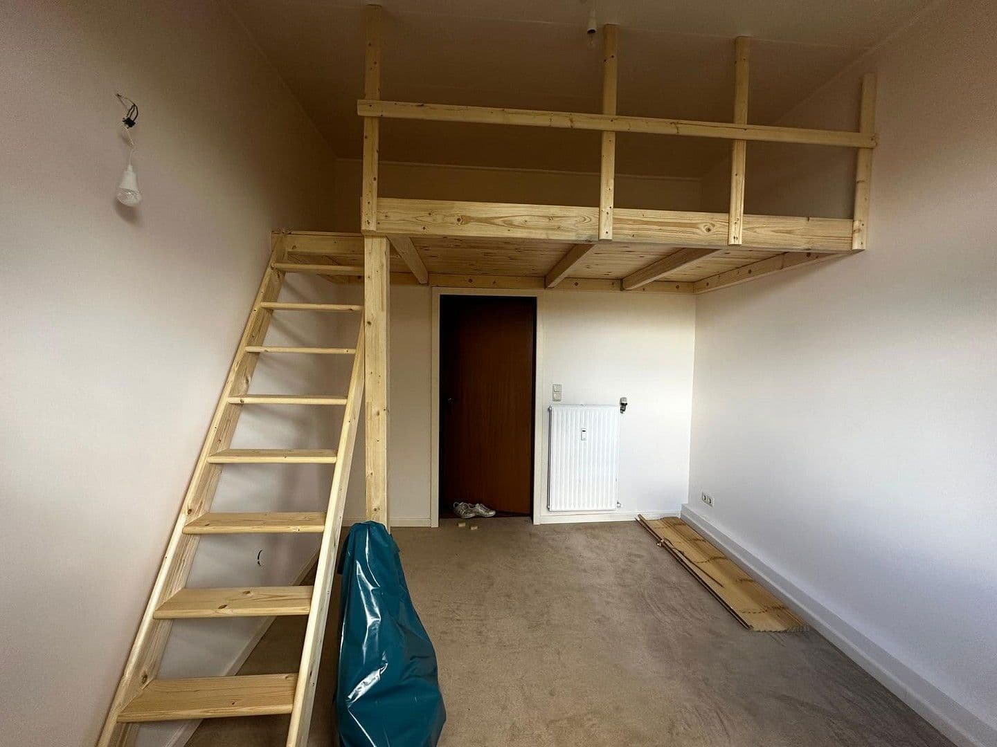 Prenájom bytu 4-izbový 105 m², Haselau, Šlezvicko-Holštajnsko Prenájom bytu 4-izbový 105 m², Haselau, Šlezvicko-Holštajnsko