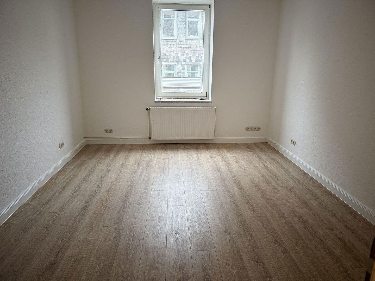 Prenájom bytu 3-izbový 72 m², Nikolaistr., Hildesheim, Dolné Sasko Prenájom bytu 3-izbový 72 m², Nikolaistr., Hildesheim, Dolné Sasko