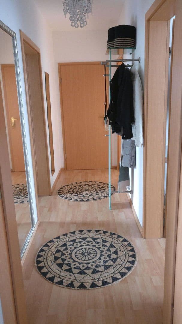 Predaj domu 256 m², pozemek 380 m², Mainz, Porýnie-Falcko Predaj domu 256 m², pozemek 380 m², Mainz, Porýnie-Falcko