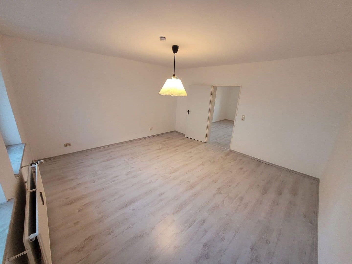Prenájom bytu 3-izbový 88 m², Bochum, Severné Porýnie - Westfálsko Prenájom bytu 3-izbový 88 m², Bochum, Severné Porýnie - Westfálsko