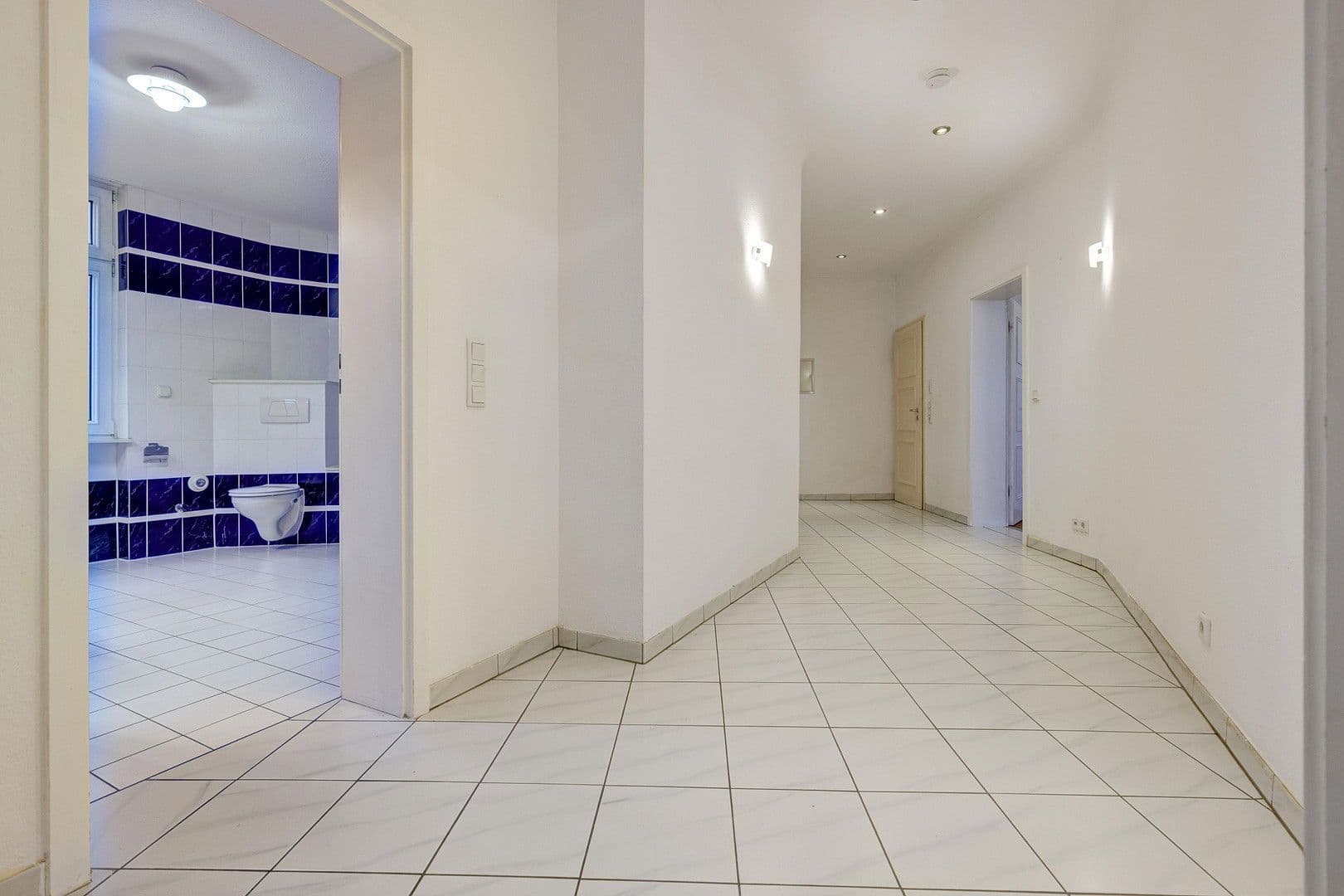 Predaj bytu 3-izbový 96 m², Frankfurt am Main, Hesensko Predaj bytu 3-izbový 96 m², Frankfurt am Main, Hesensko