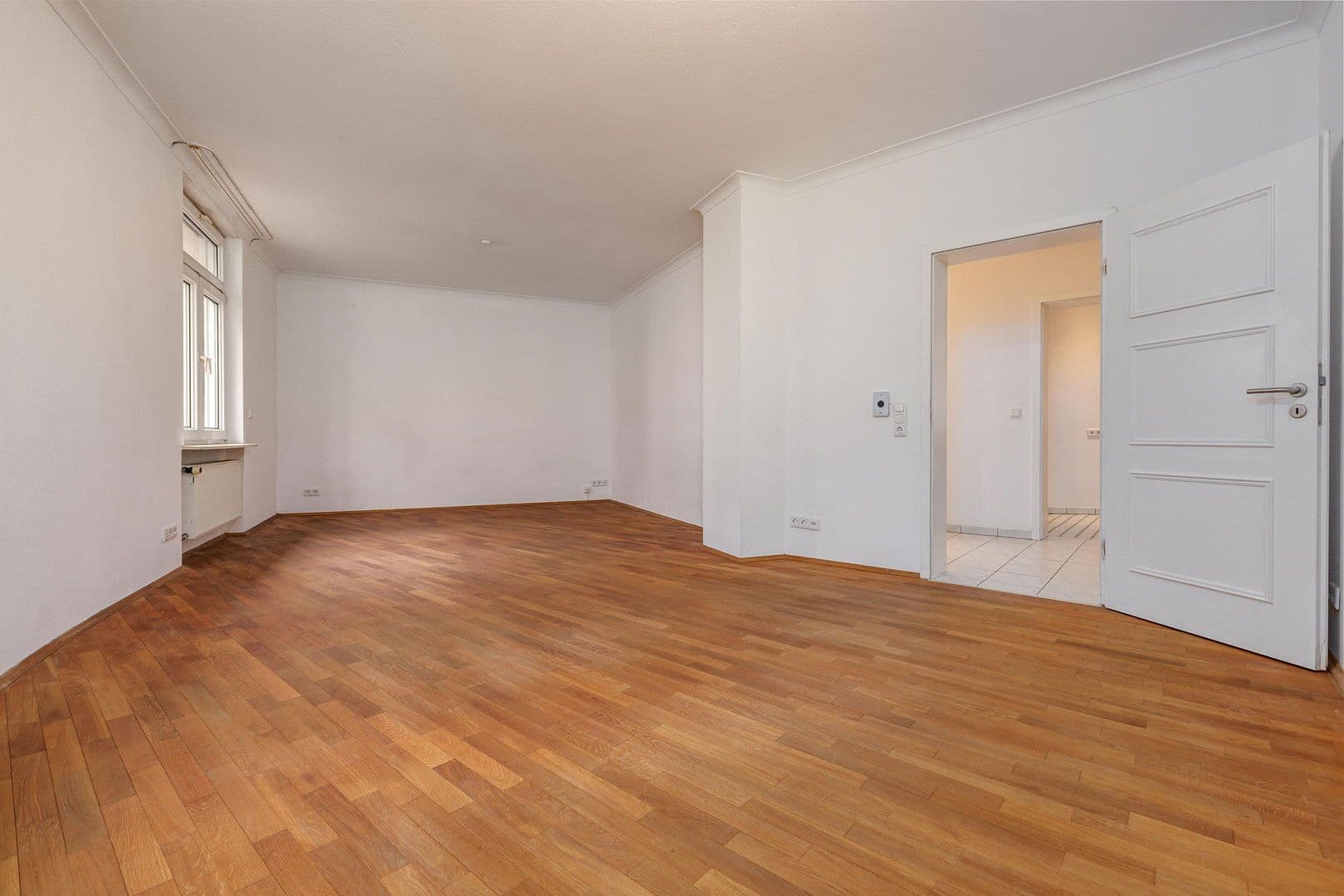 Predaj bytu 3-izbový 96 m², Frankfurt am Main, Hesensko Predaj bytu 3-izbový 96 m², Frankfurt am Main, Hesensko