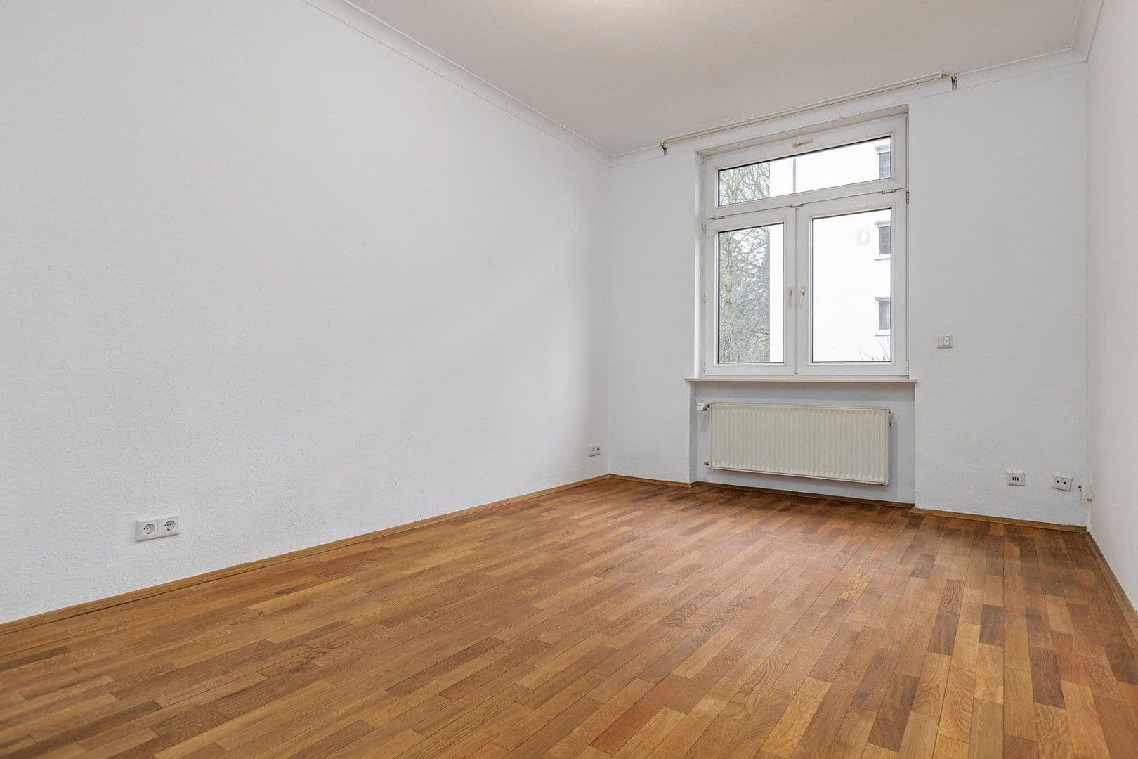 Predaj bytu 3-izbový 96 m², Frankfurt am Main, Hesensko Predaj bytu 3-izbový 96 m², Frankfurt am Main, Hesensko
