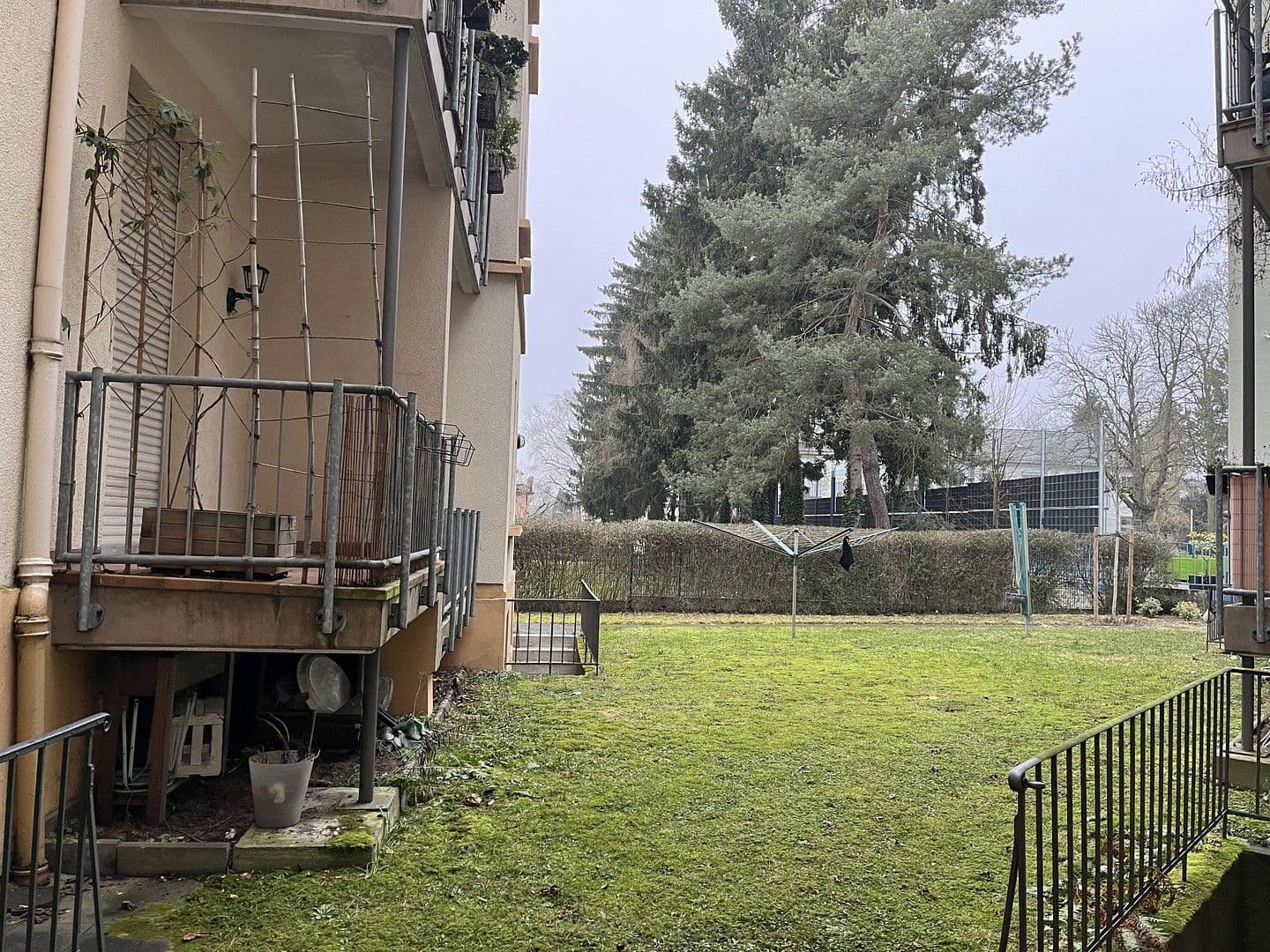 Predaj bytu 3-izbový 96 m², Frankfurt am Main, Hesensko Predaj bytu 3-izbový 96 m², Frankfurt am Main, Hesensko