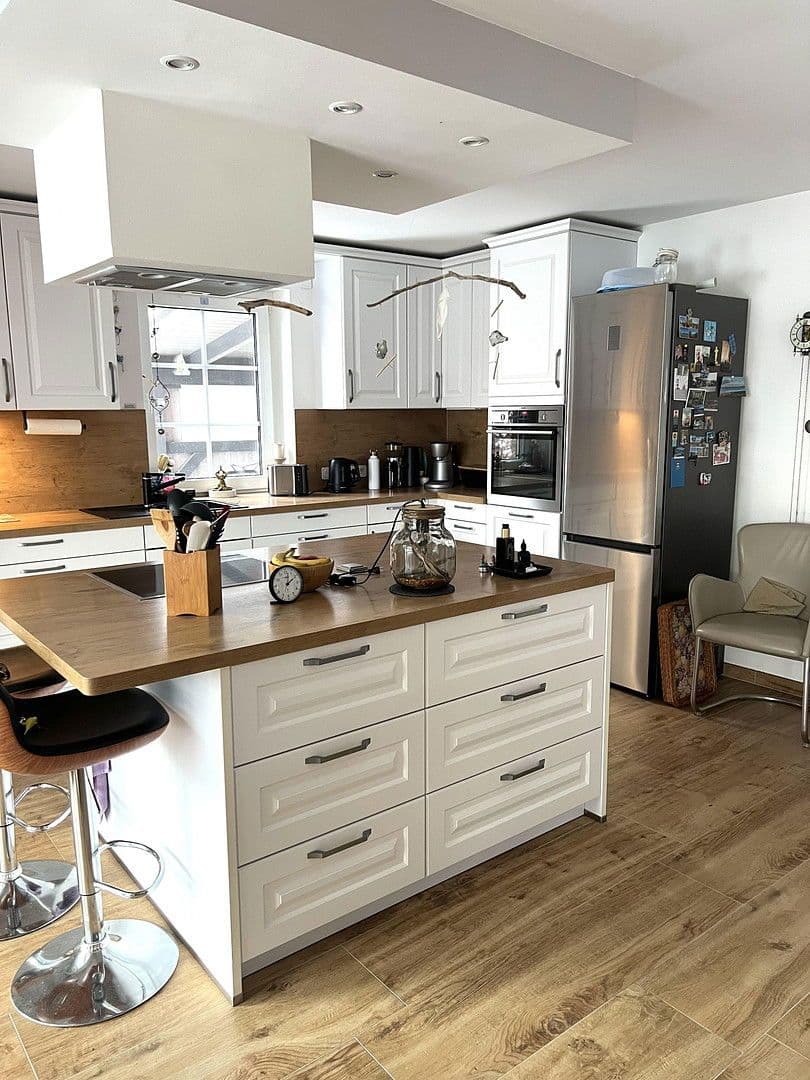 Predaj domu 190 m², pozemek 670 m², Stelle, Dolné Sasko Predaj domu 190 m², pozemek 670 m², Stelle, Dolné Sasko