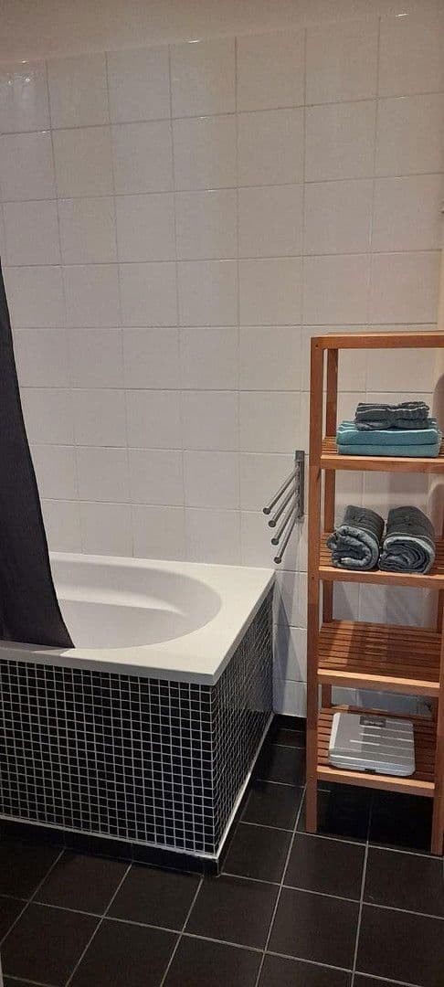 Prenájom bytu 2-izbový 75 m², Hamburg, Hamburg Prenájom bytu 2-izbový 75 m², Hamburg, Hamburg