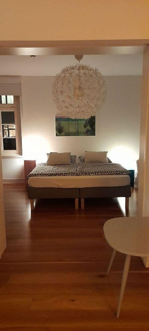 Prenájom bytu 2-izbový 75 m², Hamburg, Hamburg Prenájom bytu 2-izbový 75 m², Hamburg, Hamburg