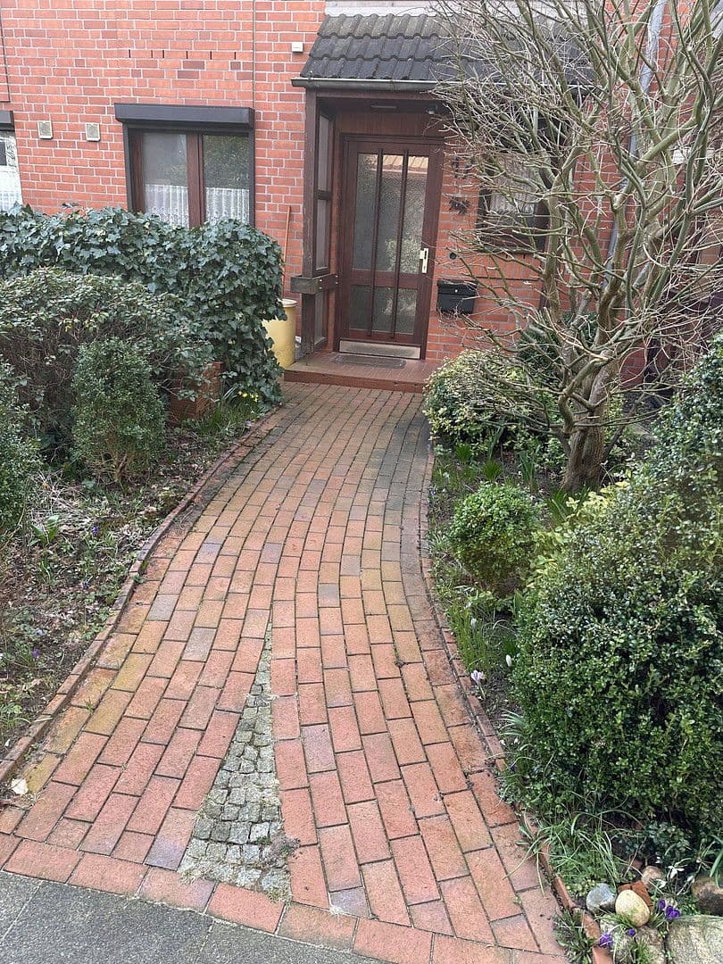 Predaj domu 127 m², pozemek 207 m², Kiel, Šlezvicko-Holštajnsko Predaj domu 127 m², pozemek 207 m², Kiel, Šlezvicko-Holštajnsko