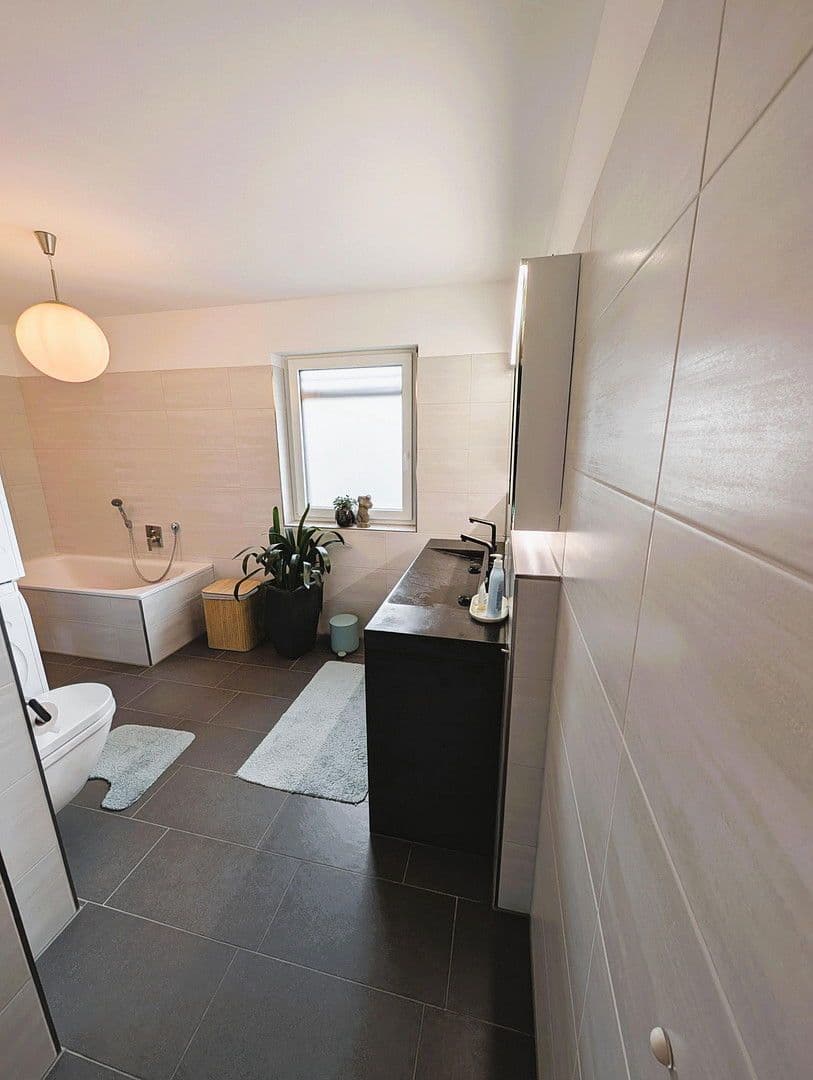 Predaj bytu 4-izbový 115 m², Lörrach, Bádensko-Wurttembersko Predaj bytu 4-izbový 115 m², Lörrach, Bádensko-Wurttembersko