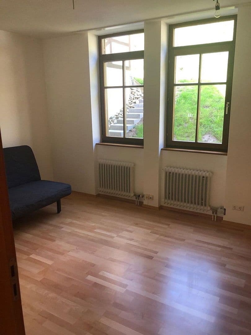Prenájom bytu 3-izbový 82 m², Bühlertal, Bádensko-Wurttembersko Prenájom bytu 3-izbový 82 m², Bühlertal, Bádensko-Wurttembersko