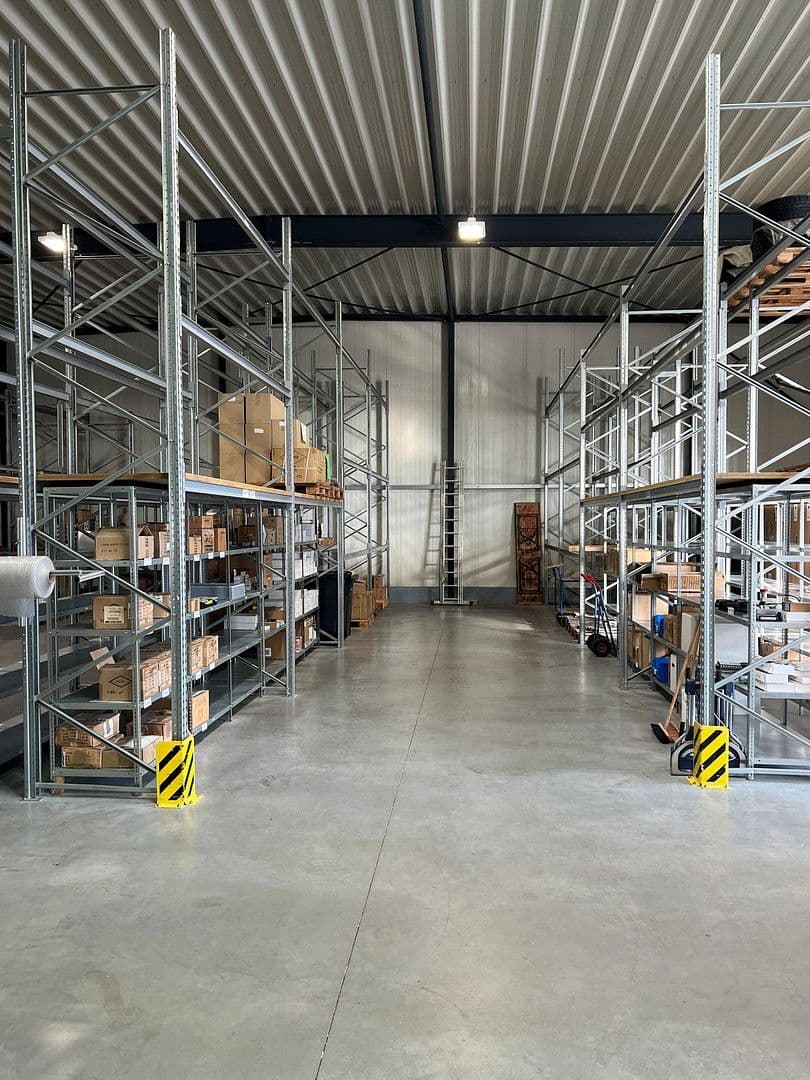 Prenájom nebytového priestoru 2.254 m², Leopoldshöhe, Severné Porýnie - Westfálsko Prenájom nebytového priestoru 2.254 m², Leopoldshöhe, Severné Porýnie - Westfálsko