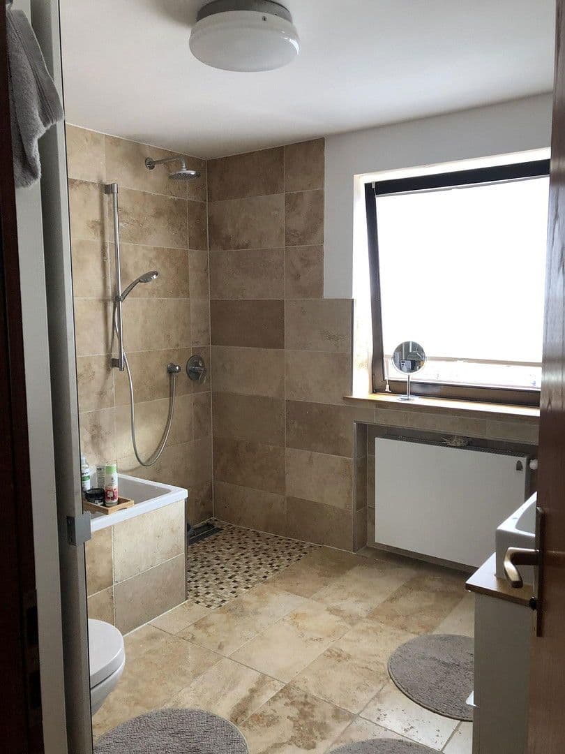 Predaj domu 154 m², pozemek 494 m², Mehlbaumstr.187, Albstadt, Bádensko-Wurttembersko Predaj domu 154 m², pozemek 494 m², Mehlbaumstr.187, Albstadt, Bádensko-Wurttembersko