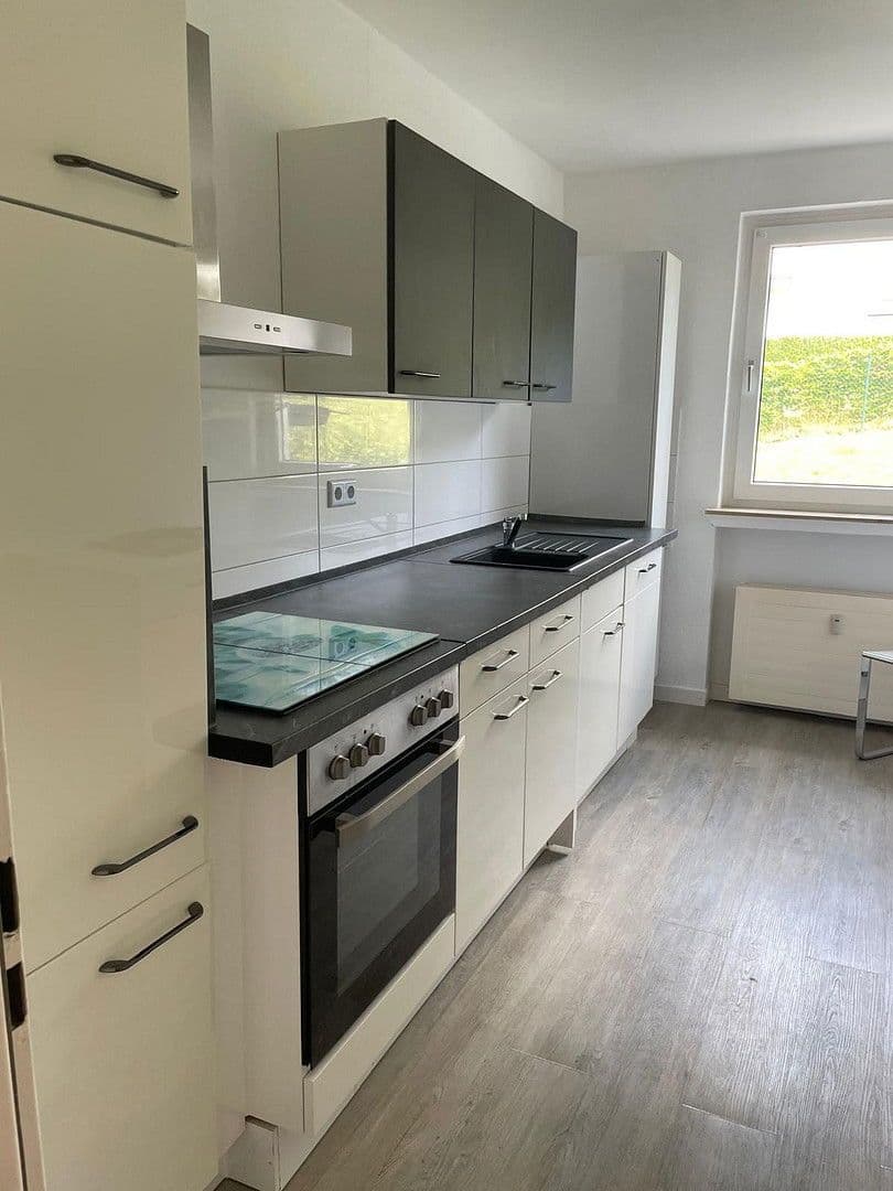 Predaj bytu 3-izbový 83 m², Bad Pyrmont, Dolné Sasko Predaj bytu 3-izbový 83 m², Bad Pyrmont, Dolné Sasko