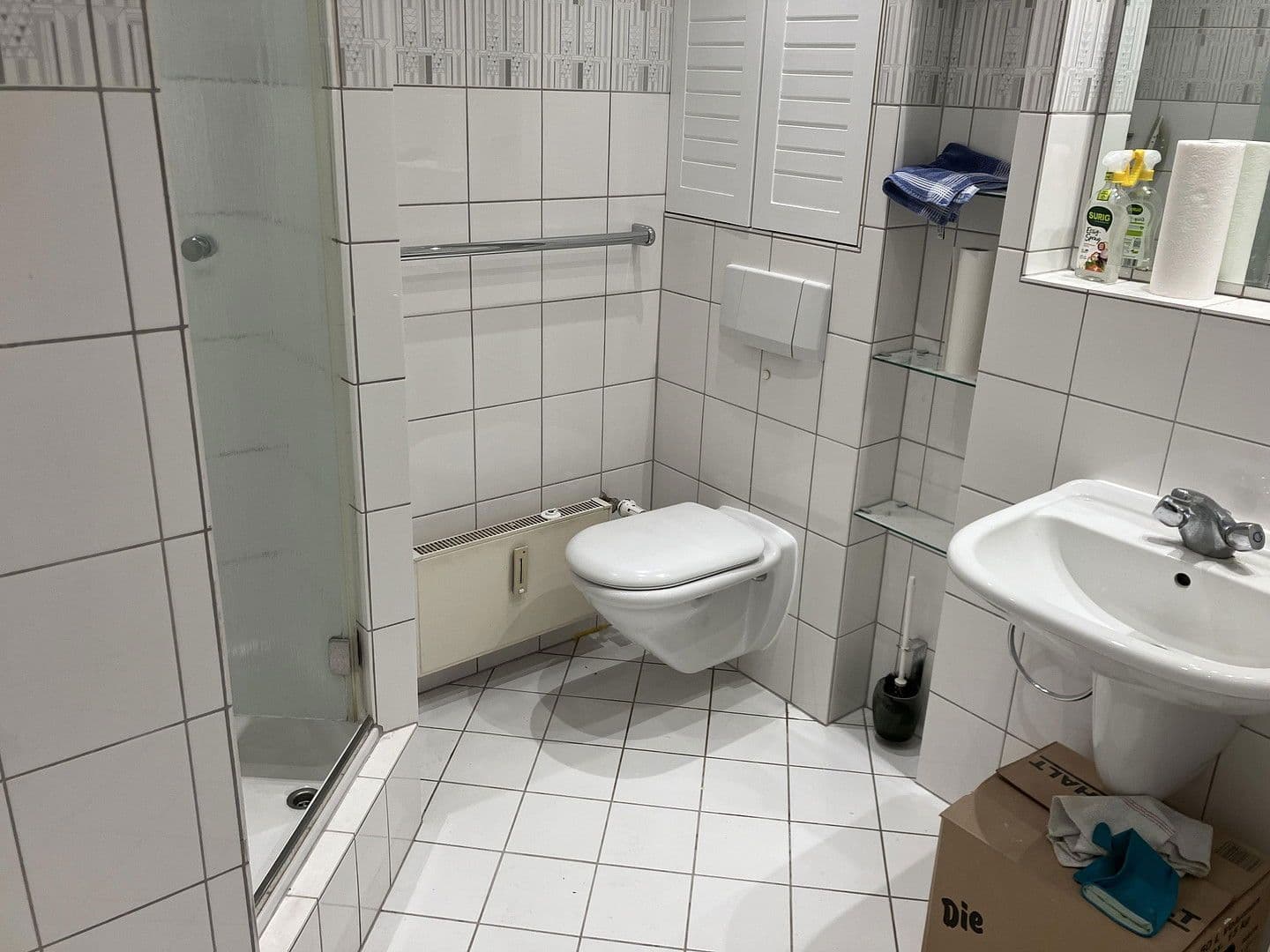 Prenájom bytu 3-izbový 100 m², Frankfurt, Hesensko Prenájom bytu 3-izbový 100 m², Frankfurt, Hesensko