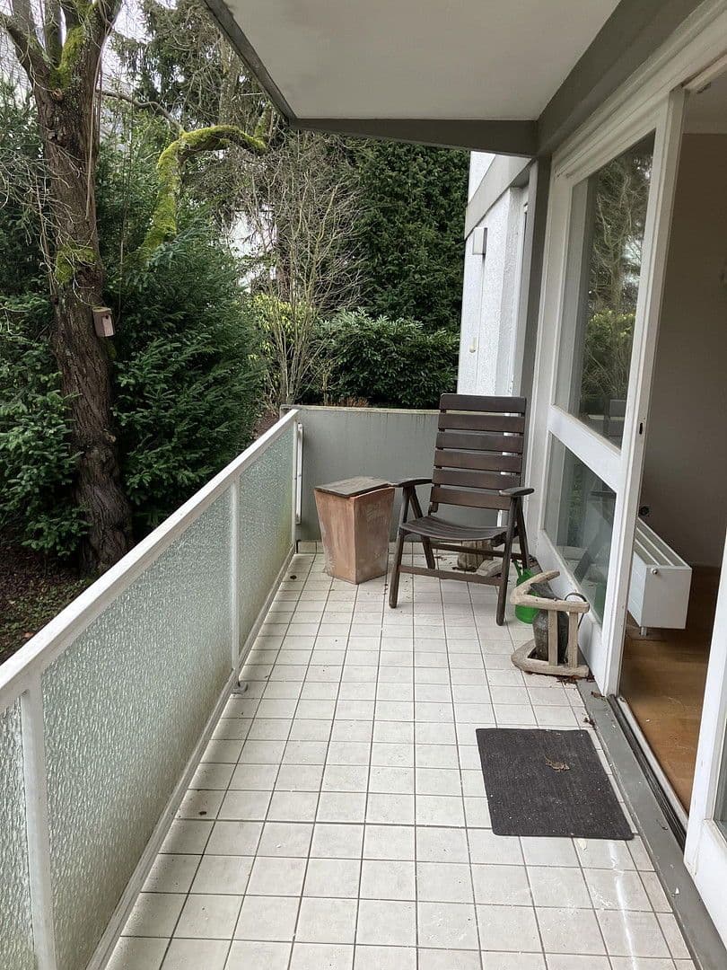 Prenájom bytu 3-izbový 100 m², Frankfurt, Hesensko Prenájom bytu 3-izbový 100 m², Frankfurt, Hesensko