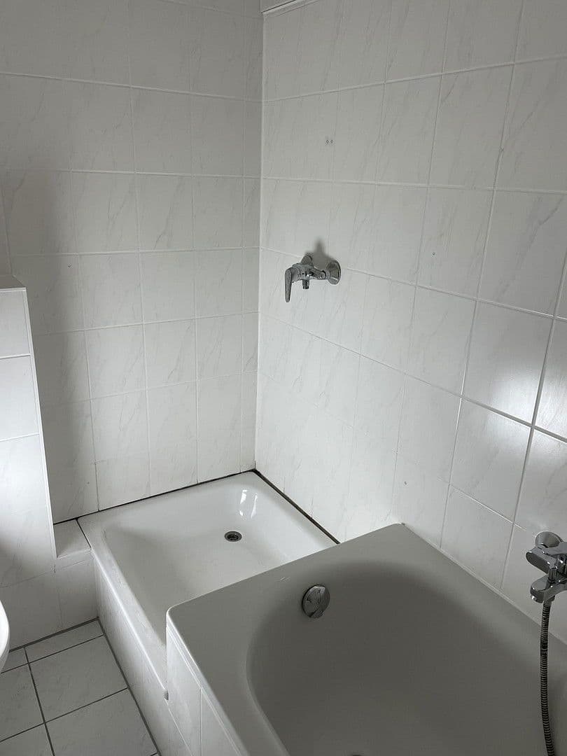 Prenájom bytu 3-izbový 84 m², Wendenstraße 26, Braunschweig, Dolné Sasko Prenájom bytu 3-izbový 84 m², Wendenstraße 26, Braunschweig, Dolné Sasko