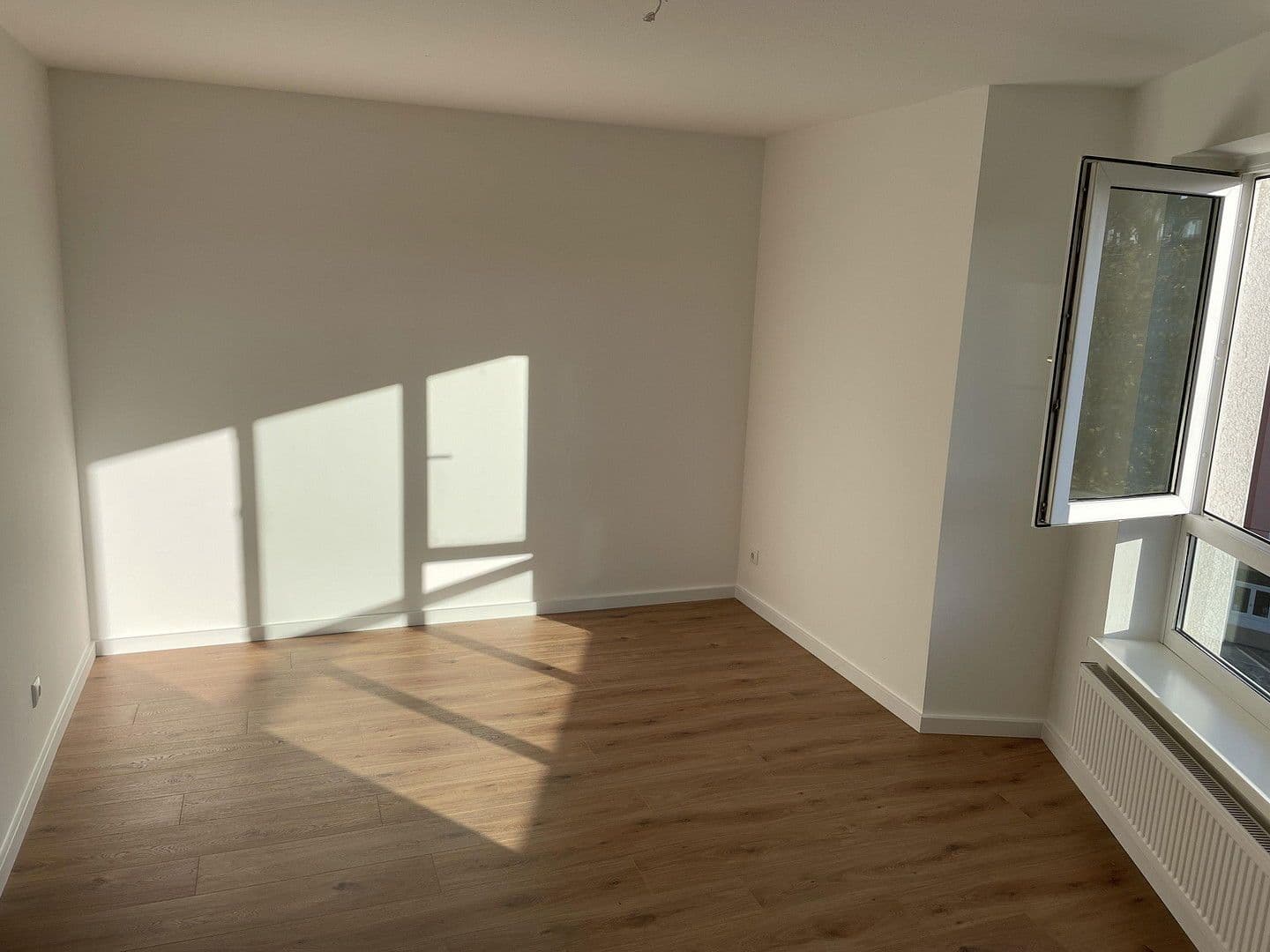 Prenájom bytu 3-izbový 84 m², Wendenstraße 26, Braunschweig, Dolné Sasko Prenájom bytu 3-izbový 84 m², Wendenstraße 26, Braunschweig, Dolné Sasko
