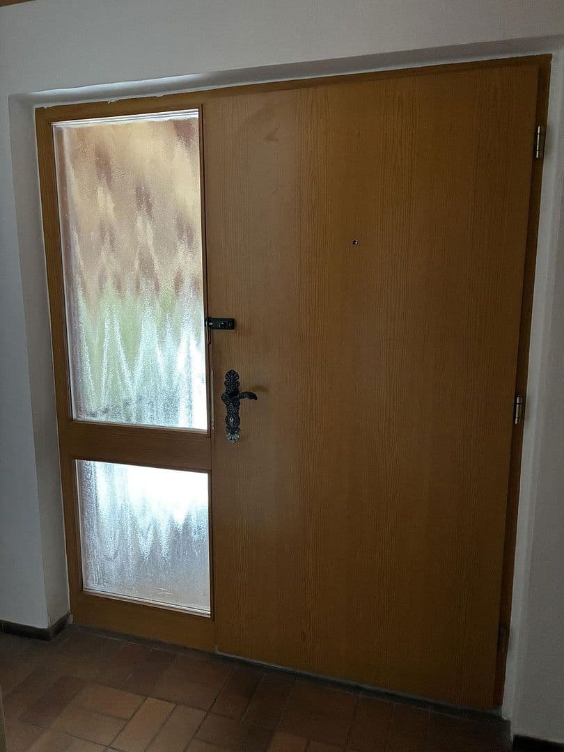 Predaj domu 118 m², pozemek 942 m², Ansbacher Straße 42A, Markt Erlbach, Bavorsko Predaj domu 118 m², pozemek 942 m², Ansbacher Straße 42A, Markt Erlbach, Bavorsko