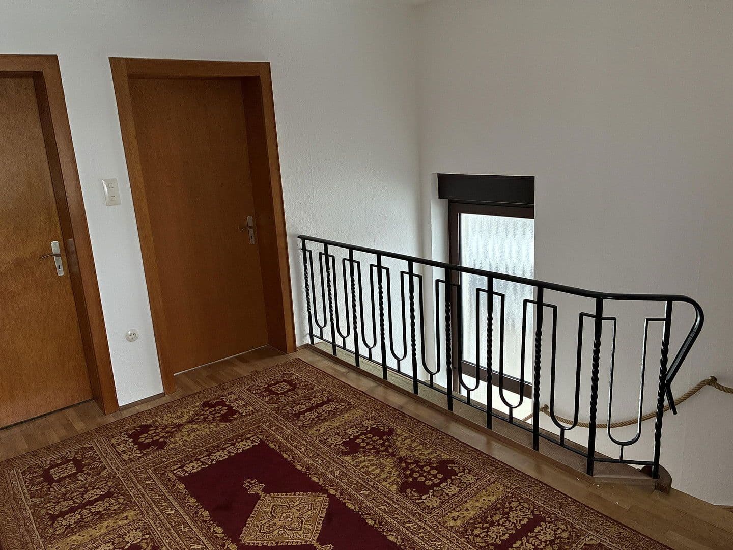 Predaj domu 118 m², pozemek 942 m², Ansbacher Straße 42A, Markt Erlbach, Bavorsko Predaj domu 118 m², pozemek 942 m², Ansbacher Straße 42A, Markt Erlbach, Bavorsko