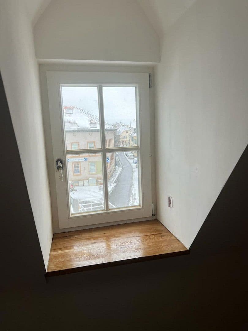 Prenájom bytu 3-izbový 60 m², Wormser Str. 47, Oppenheim, Porýnie-Falcko Prenájom bytu 3-izbový 60 m², Wormser Str. 47, Oppenheim, Porýnie-Falcko