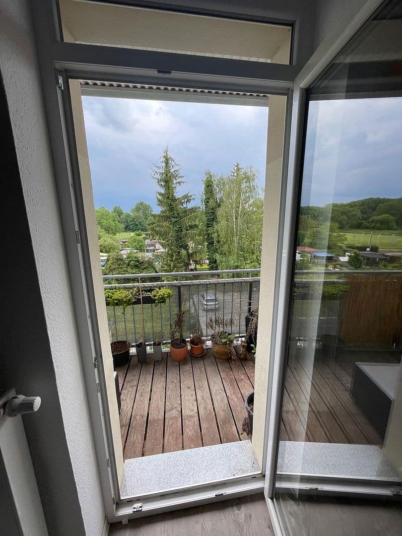 Prenájom bytu 3-izbový 62 m², Kieler Str.45, Leipzig, Sasko Prenájom bytu 3-izbový 62 m², Kieler Str.45, Leipzig, Sasko