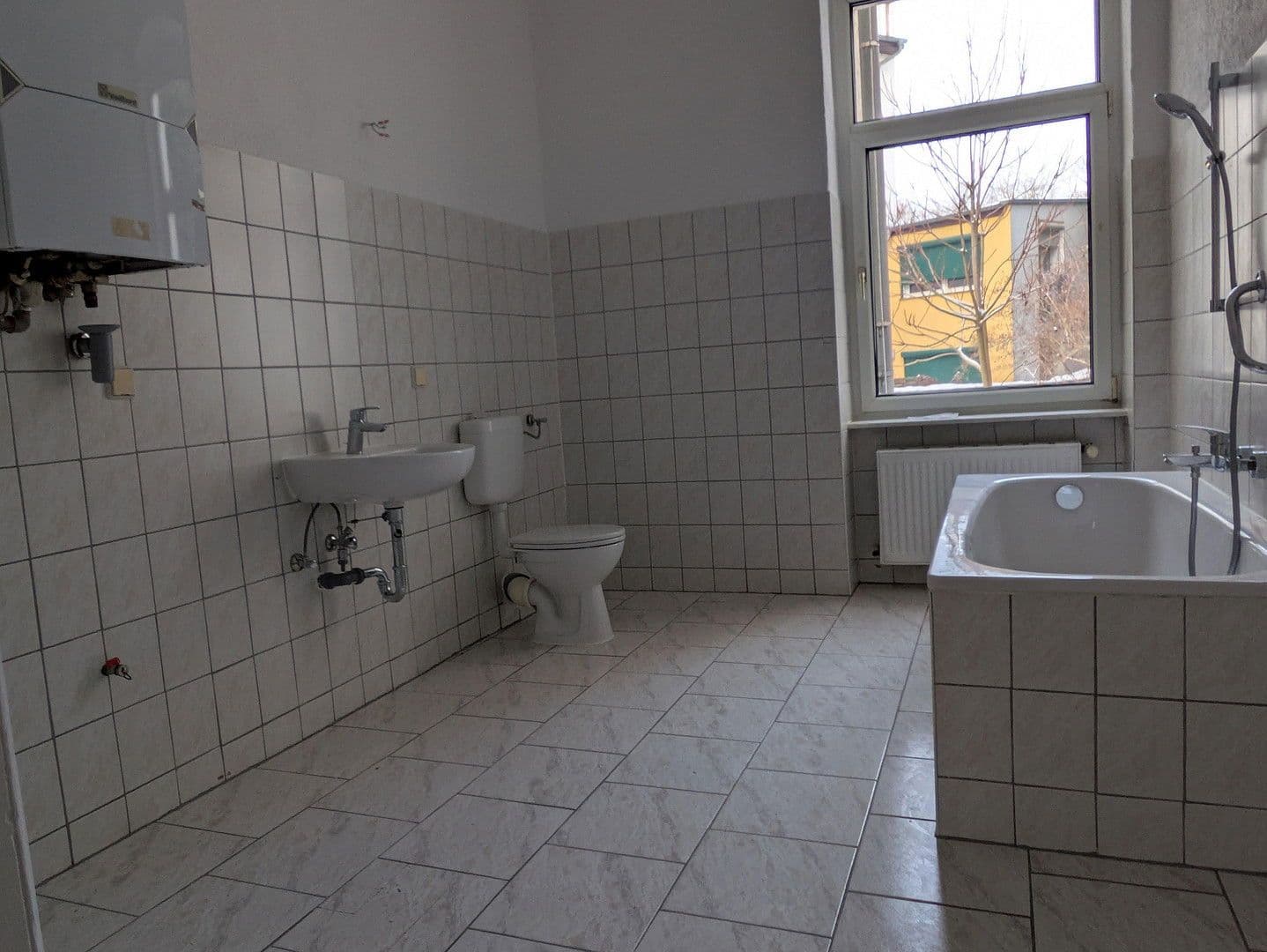 Prenájom bytu 2-izbový 60 m², Triftstraße 29, Halle, Sasko-Anhaltsko Prenájom bytu 2-izbový 60 m², Triftstraße 29, Halle, Sasko-Anhaltsko