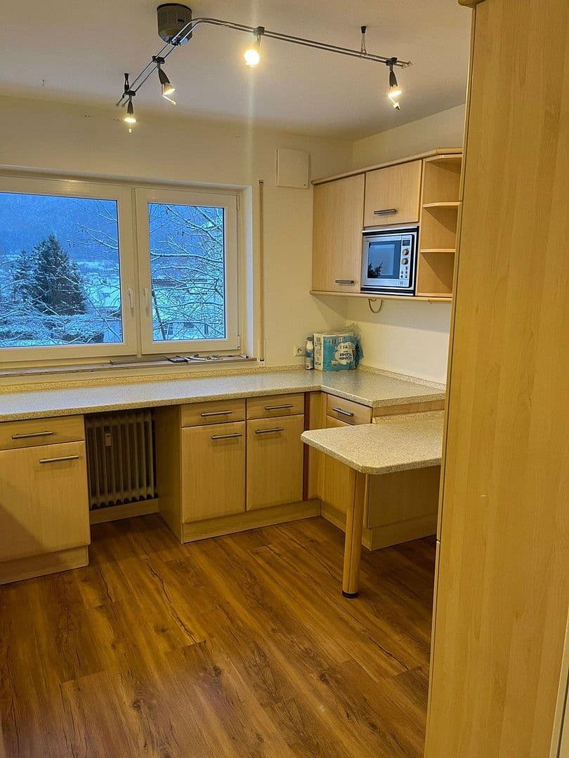 Prenájom bytu 4-izbový 92 m², Wurmlingen, Bádensko-Wurttembersko Prenájom bytu 4-izbový 92 m², Wurmlingen, Bádensko-Wurttembersko