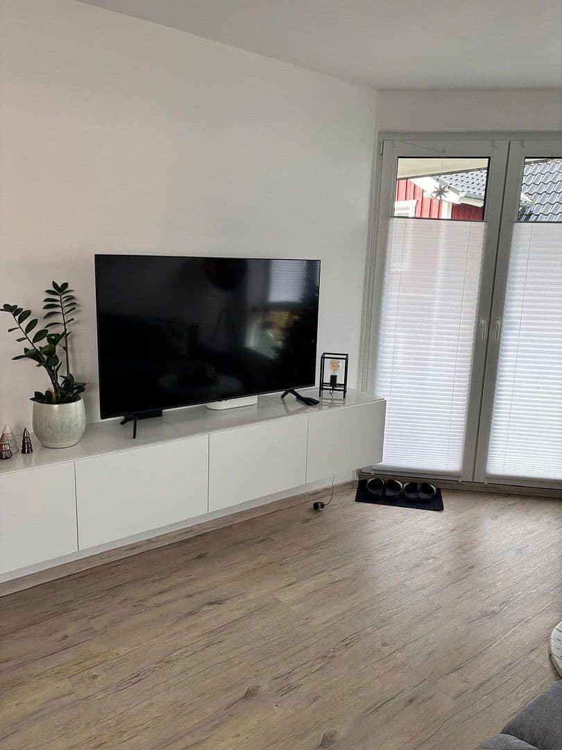 Prenájom bytu 3-izbový 82 m², Lüneburger Straße 89, Winsen (Luhe), Dolné Sasko Prenájom bytu 3-izbový 82 m², Lüneburger Straße 89, Winsen (Luhe), Dolné Sasko