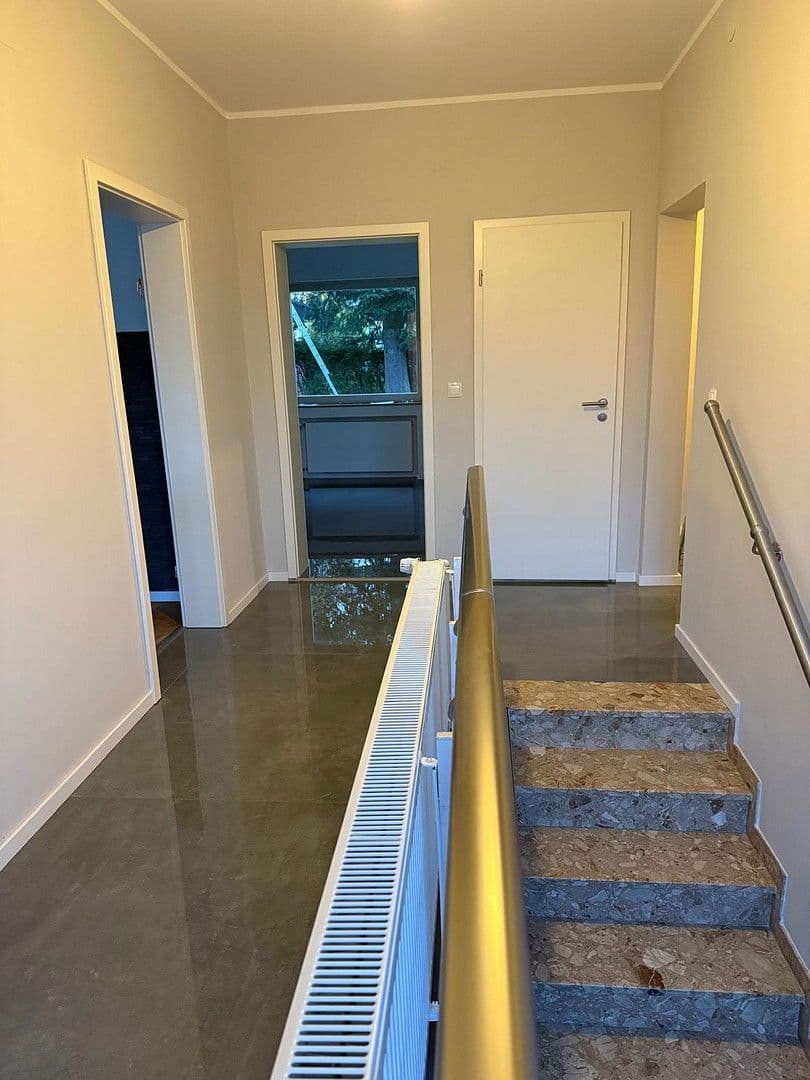 Predaj domu 142 m², pozemek 700 m², Alte Str. 3a, Bad Honnef, Severné Porýnie - Westfálsko Predaj domu 142 m², pozemek 700 m², Alte Str. 3a, Bad Honnef, Severné Porýnie - Westfálsko