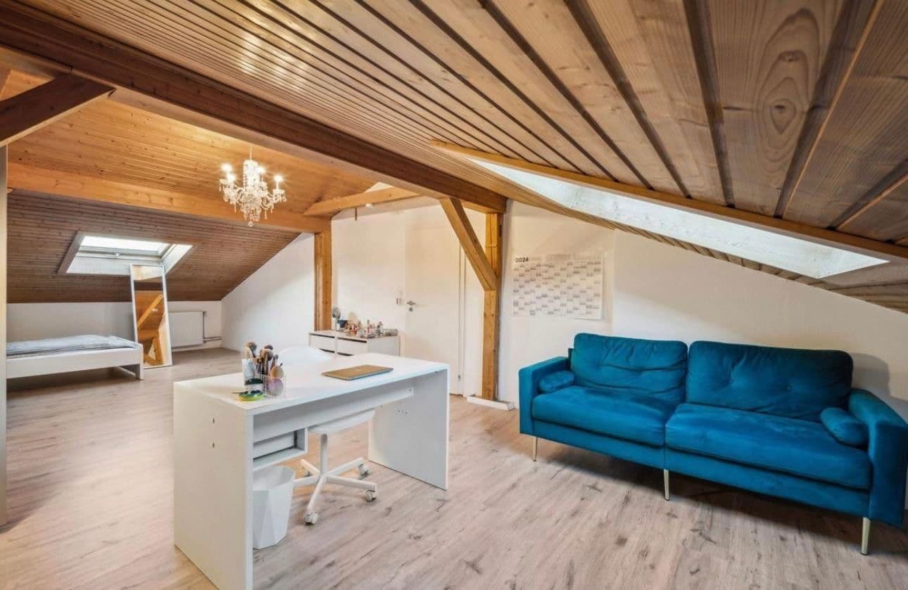 Predaj domu 133 m², pozemek 468 m², Birkenstraße 19, Miesbach, Bavorsko Predaj domu 133 m², pozemek 468 m², Birkenstraße 19, Miesbach, Bavorsko