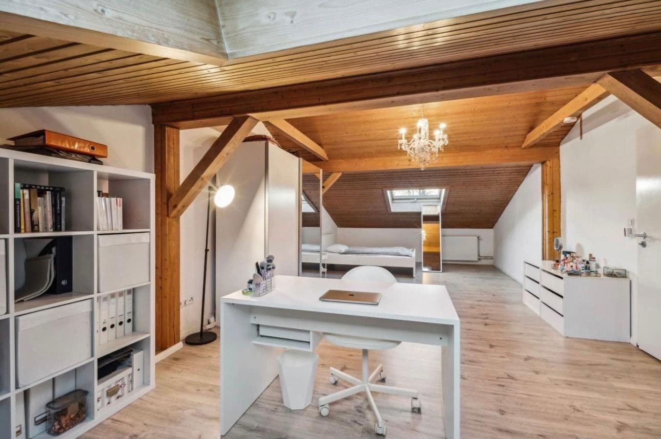 Predaj domu 133 m², pozemek 468 m², Birkenstraße 19, Miesbach, Bavorsko Predaj domu 133 m², pozemek 468 m², Birkenstraße 19, Miesbach, Bavorsko