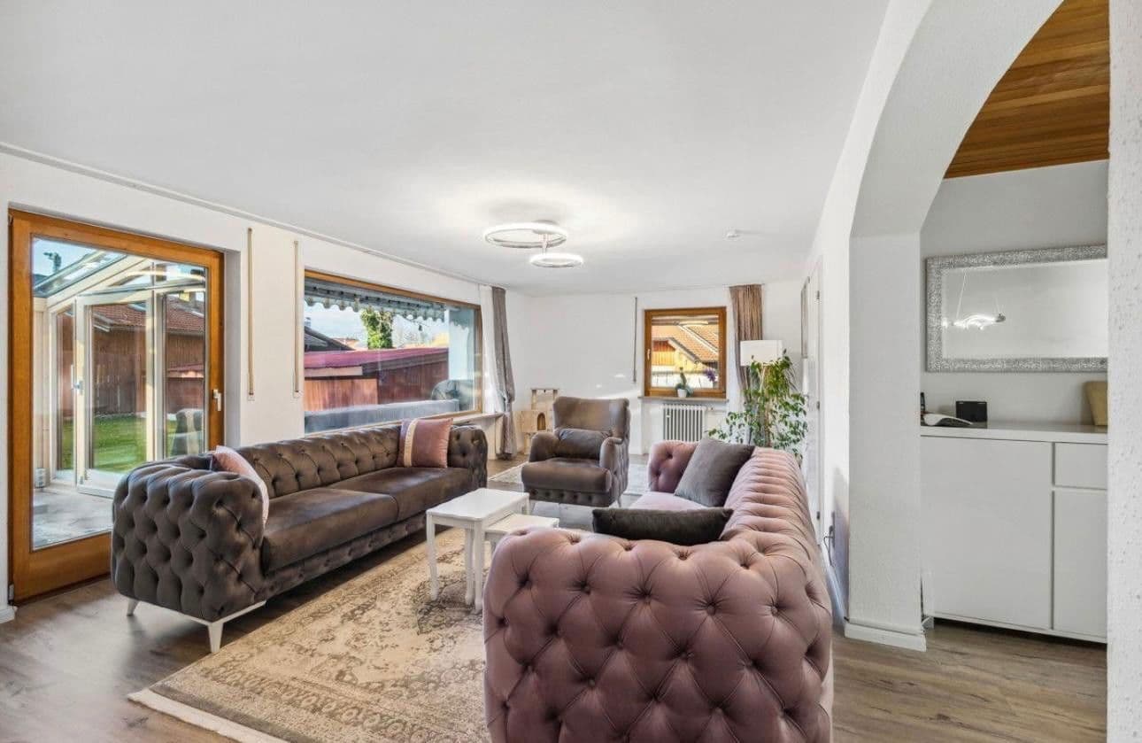 Predaj domu 133 m², pozemek 468 m², Birkenstraße 19, Miesbach, Bavorsko Predaj domu 133 m², pozemek 468 m², Birkenstraße 19, Miesbach, Bavorsko