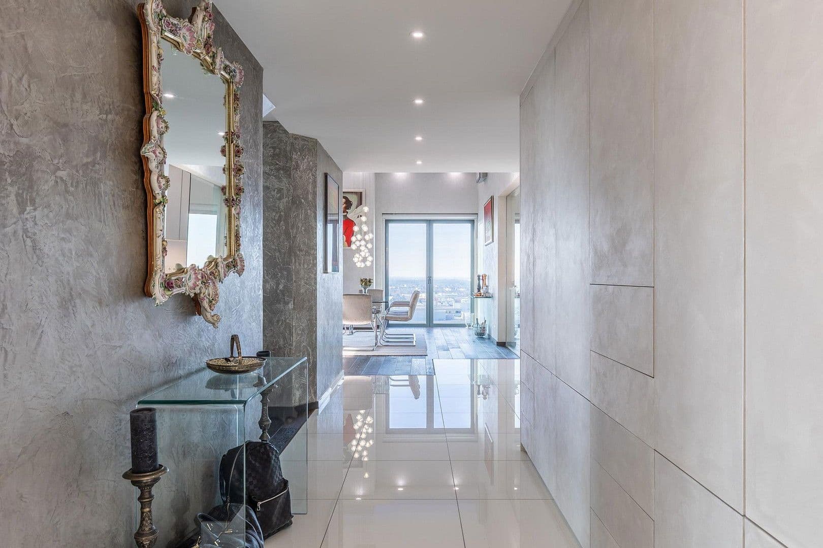 Predaj bytu 5-izbový 287 m², München, Bavorsko Predaj bytu 5-izbový 287 m², München, Bavorsko