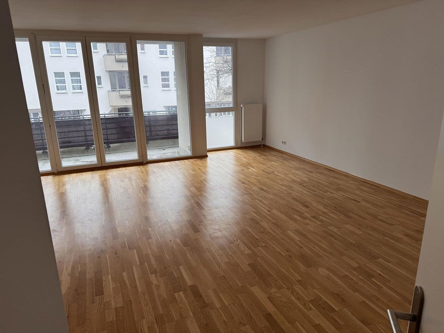 Predaj bytu 3-izbový 100 m², Kolberger Straße 11, Berlin, Berlín Predaj bytu 3-izbový 100 m², Kolberger Straße 11, Berlin, Berlín